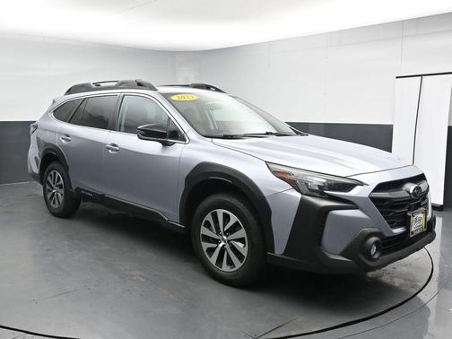 Ice Silver Metallic 2023 Subaru Outback Premium