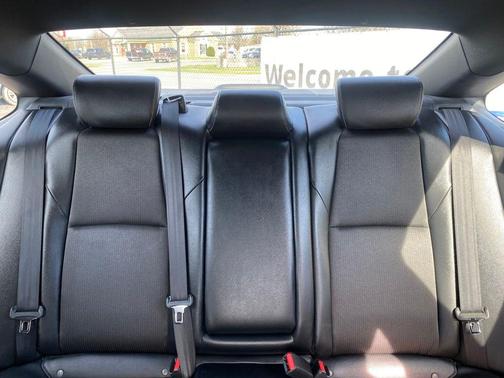 Platinum White Pearl 2022 Honda Accord Sport 1.5T