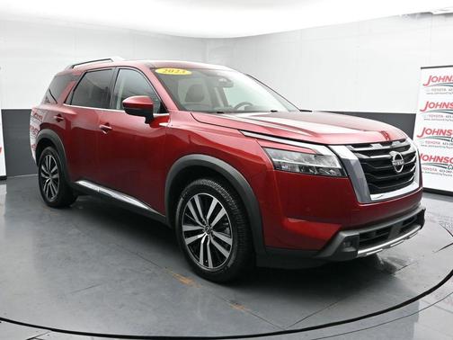 2023 Nissan Pathfinder Platinum 4WD