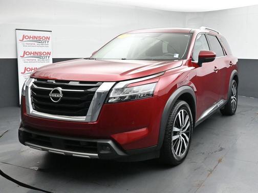 2023 Nissan Pathfinder Platinum 4WD