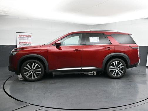 2023 Nissan Pathfinder Platinum 4WD