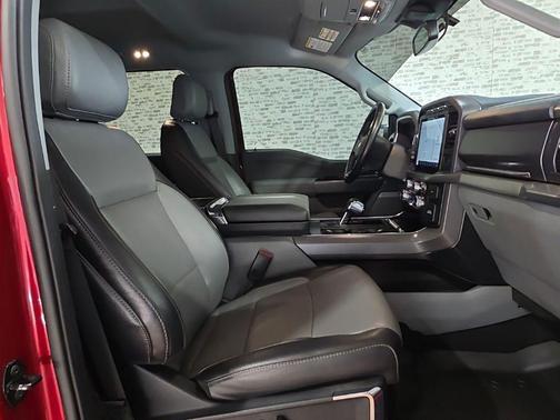 Rapid Red Metallic Tinted Clearcoat 2023 Ford F-150 Lariat