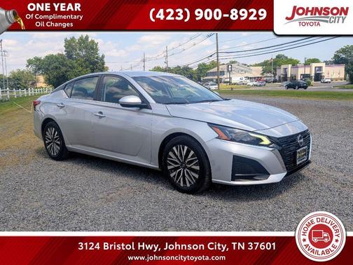 Brilliant Silver Metallic 2023 Nissan Altima 2.5 SV