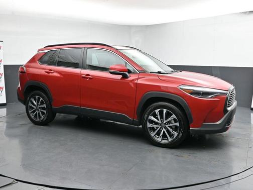 2023 Toyota Corolla Cross XLE