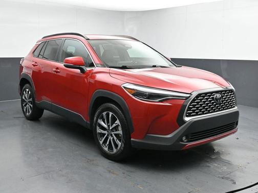 2023 Toyota Corolla Cross XLE