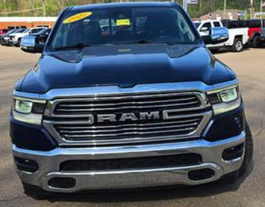 Patriot Blue Pearlcoat 2022 RAM 1500 Laramie