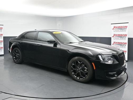 Gloss Black 2022 Chrysler 300 Touring