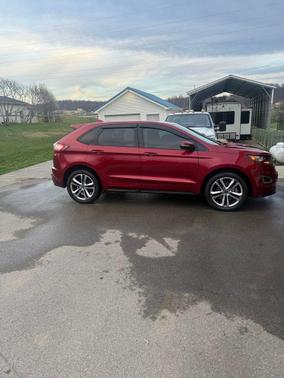 Ruby Red Metallic 2017 Ford Edge Sport