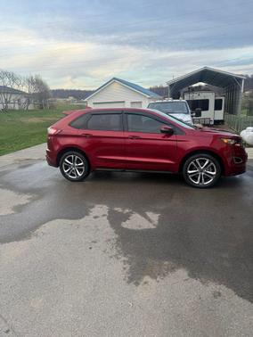 Ruby Red Metallic 2017 Ford Edge Sport