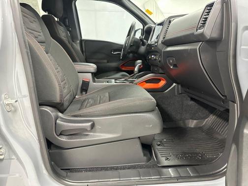 Boulder Gray Pearl 2024 Nissan Frontier PRO-4X