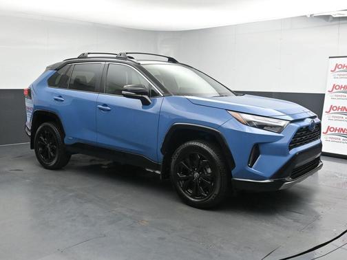 2024 Toyota RAV4 Hybrid SE