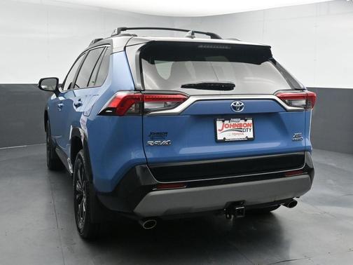 2024 Toyota RAV4 Hybrid SE