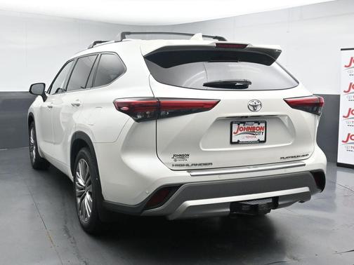 Blizzard Pearl 2021 Toyota Highlander Platinum