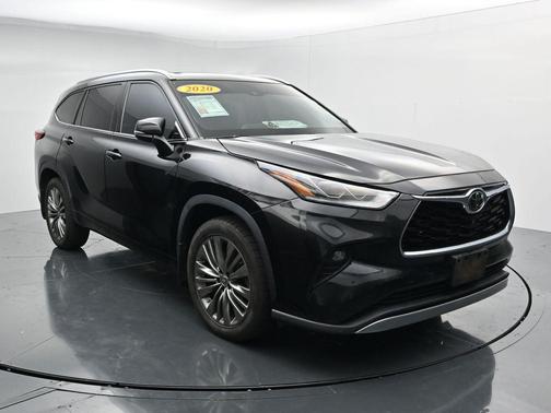 Midnight Black Metallic 2020 Toyota Highlander Platinum