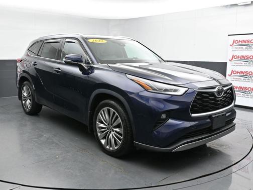 2022 Toyota Highlander Platinum