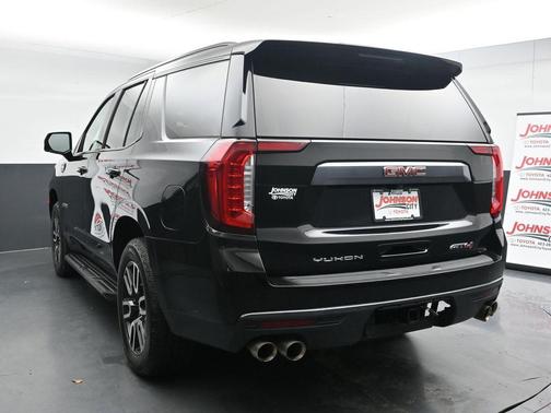 Onyx Black 2022 GMC Yukon 4WD AT4