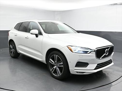 2018 Volvo XC60 T5 Momentum