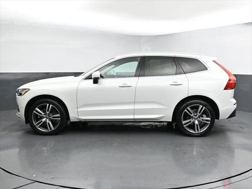 2018 Volvo XC60 T5 Momentum