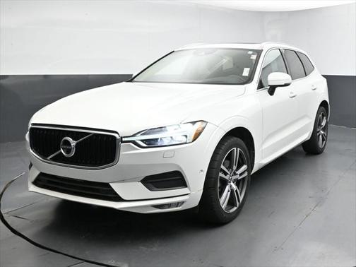 2018 Volvo XC60 T5 Momentum