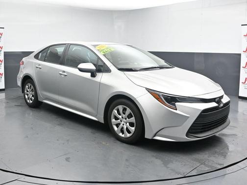 Classic Silver Metallic 2024 Toyota Corolla LE