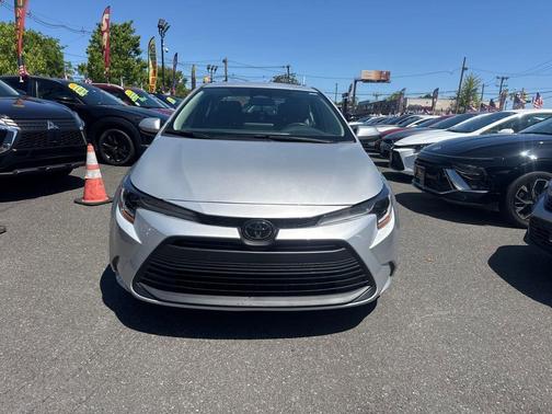 Classic Silver Metallic 2024 Toyota Corolla LE
