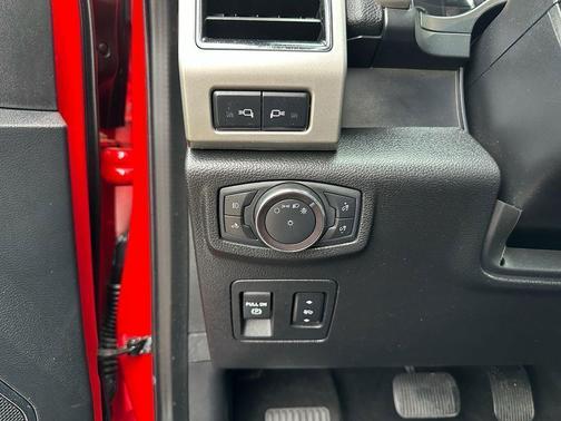 Race Red 2019 Ford F-150 Lariat