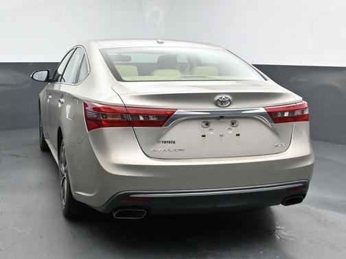 2016 Toyota Avalon XLE Premium