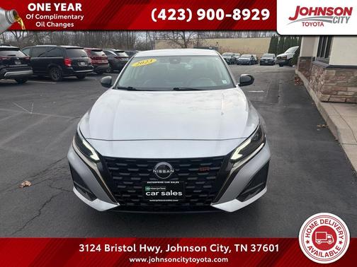 2023 Nissan Altima SR FWD