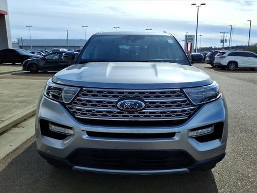 Iconic Silver Metallic 2023 Ford Explorer Limited