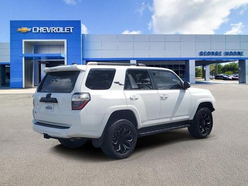 2023 Toyota 4Runner TRD Off Road Premium