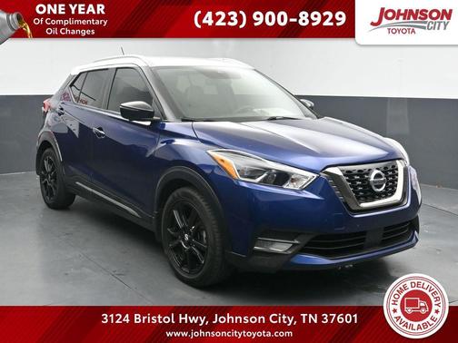 Deep Blue Pearl/Fresh Powder 2020 Nissan Kicks SR