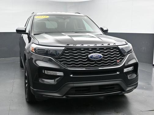 Agate Black Metallic 2023 Ford Explorer ST