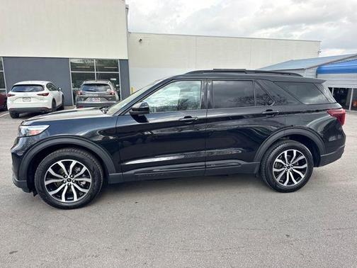 Agate Black Metallic 2023 Ford Explorer ST