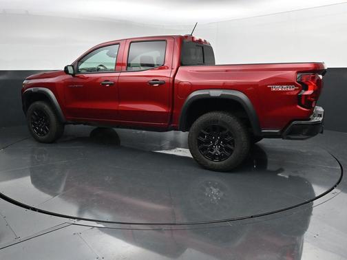 Radiant Red Tintcoat 2024 Chevrolet Colorado Trail Boss