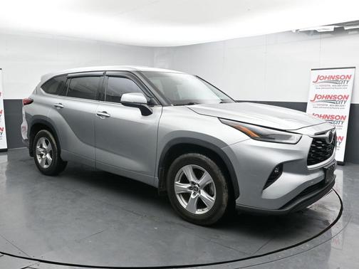 2021 Toyota Highlander LE
