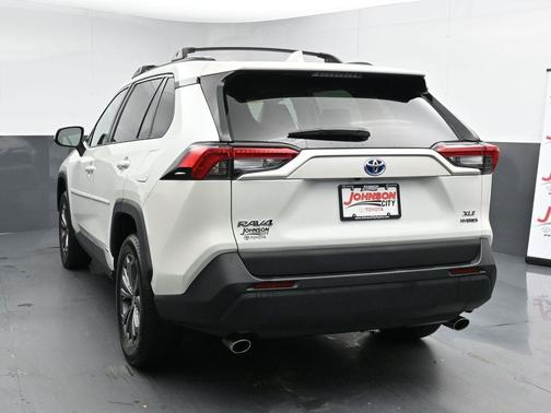 2022 Toyota RAV4 Hybrid XLE Premium
