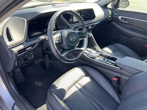 2021 Hyundai SONATA Limited 2.0T