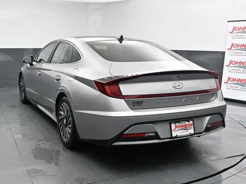 2021 Hyundai SONATA Limited 2.0T