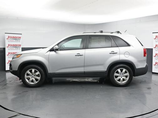 Bright Silver 2013 Kia Sorento LX