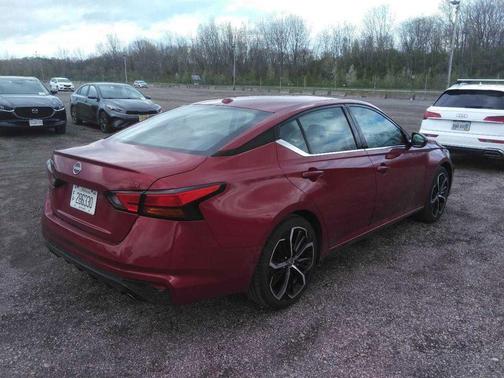 Scarlet Ember Tintcoat 2023 Nissan Altima SR FWD