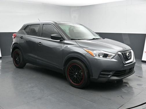 2020 Nissan Kicks S