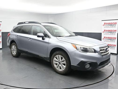 Ice Silver Metallic 2017 Subaru Outback 2.5i Premium