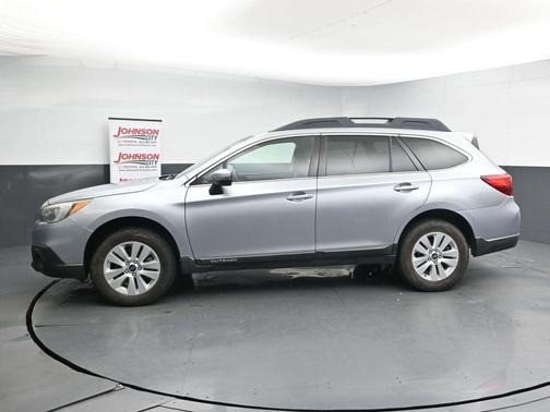 Ice Silver Metallic 2017 Subaru Outback 2.5i Premium