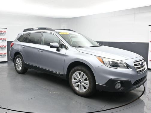 Ice Silver Metallic 2017 Subaru Outback 2.5i Premium