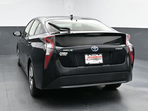 2016 Toyota Prius Three