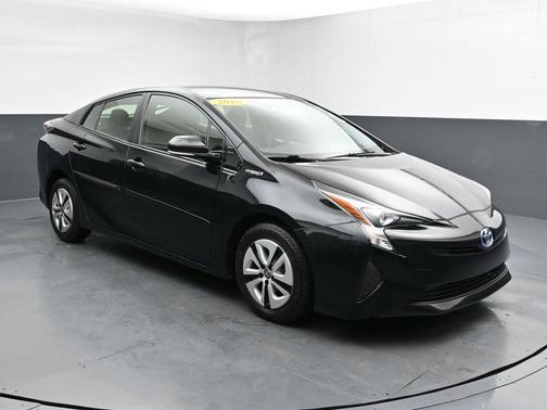 2016 Toyota Prius Three