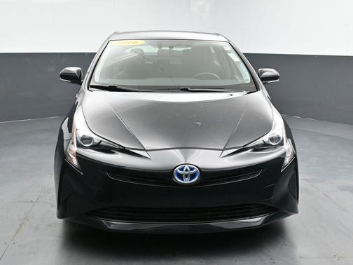 2016 Toyota Prius Three