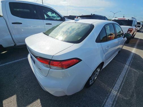 White 2022 Toyota Corolla LE