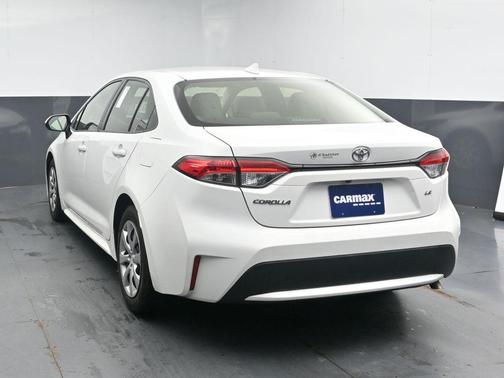 White 2022 Toyota Corolla LE
