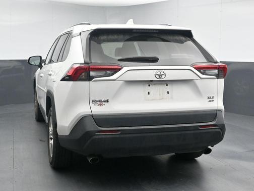 Super White 2021 Toyota RAV4 XLE